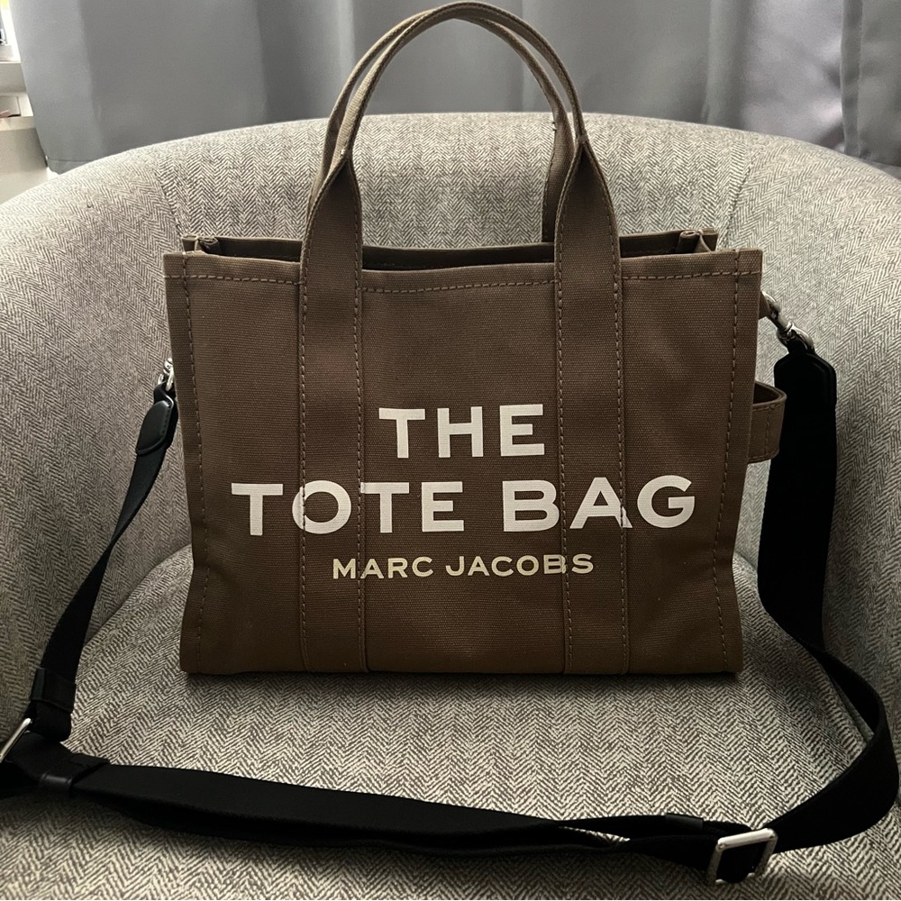 Marc Jacobs Medium Tote Bag